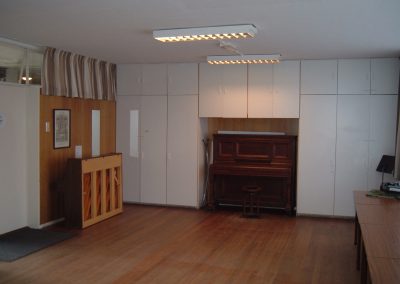 Kastanjezaal met piano